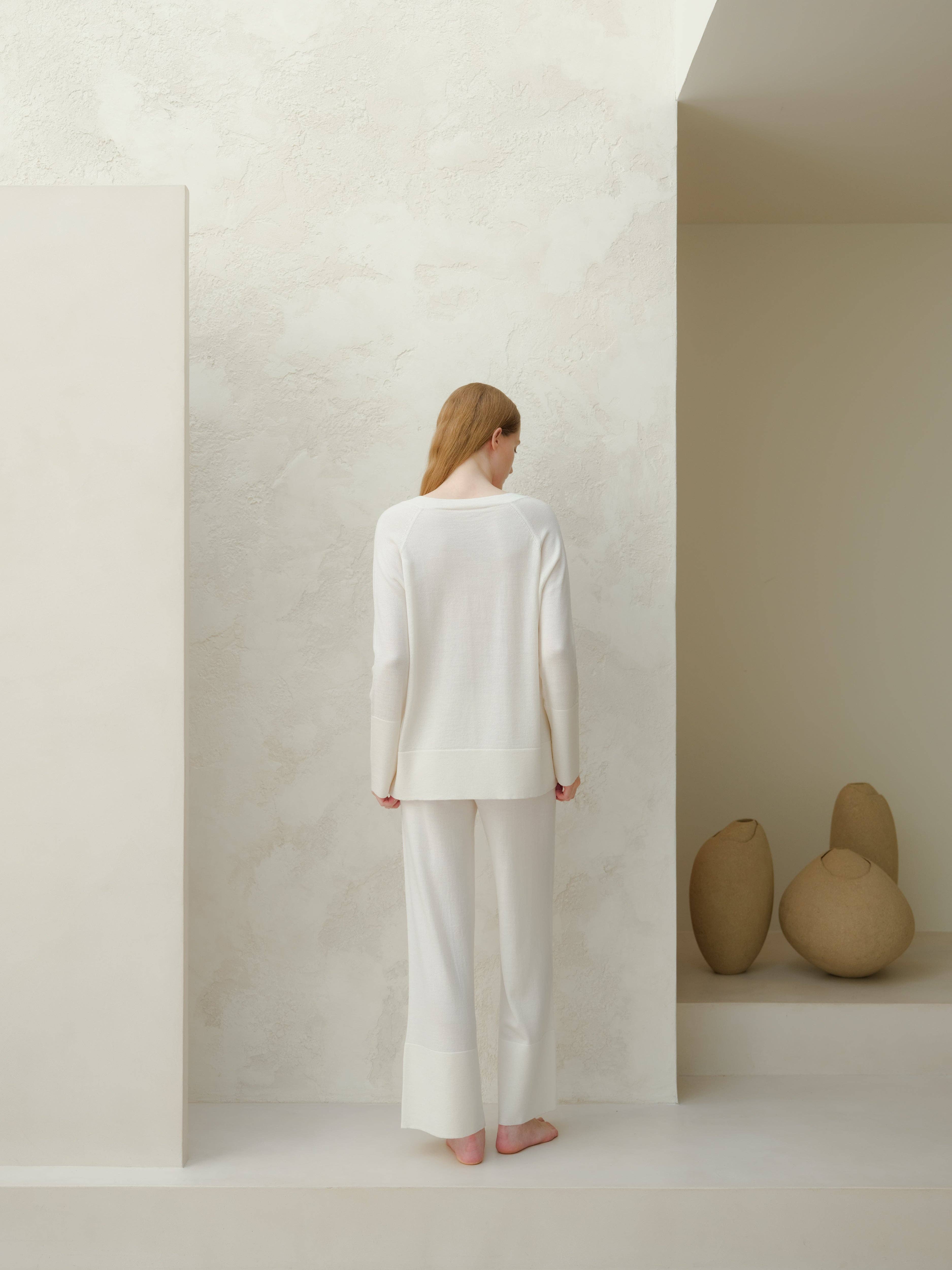 Lèmme - Wholesale Tunic Sweater - Women's - V-neck extra fine merino wool maxi sweater21