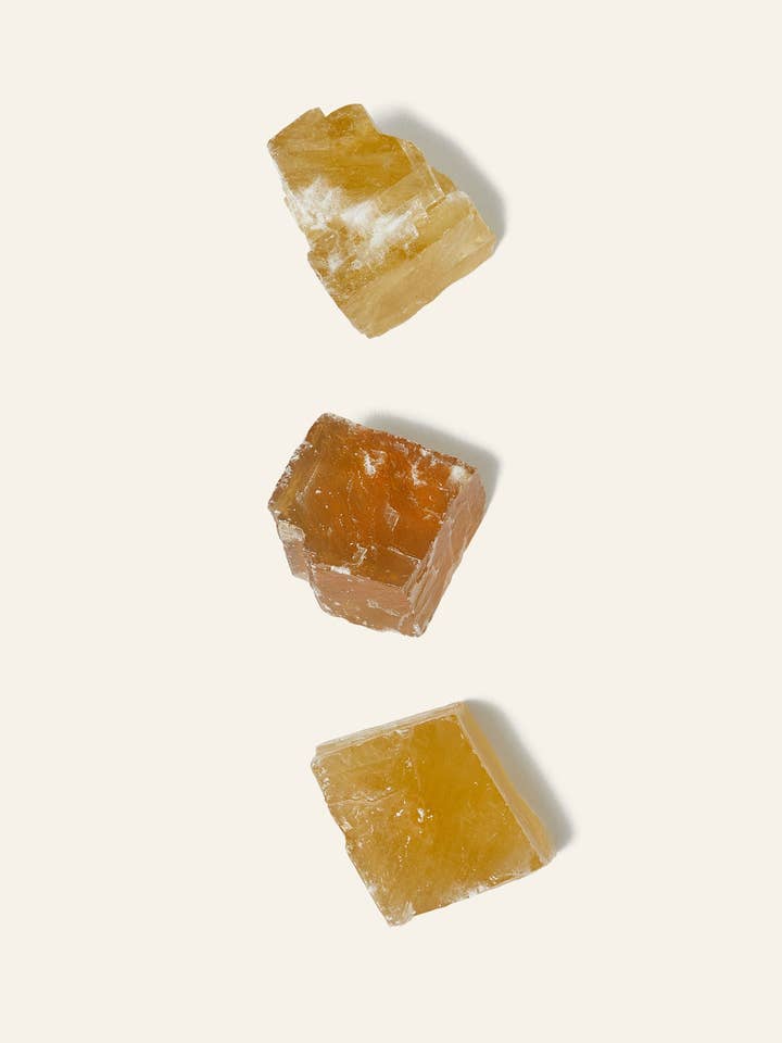 Calcite di miele grezza – cristallo naturale potenziante per la vendita all'ingrosso da parte di Palm of Feronia