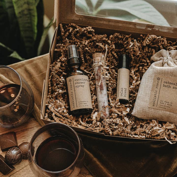 Soulistic Root - Essential Oils & Self Care Gifts - Wholesale Bath & Body Set - Relaxing Gift Set | Shower Spray + Relax + Oatmeal + Tube1