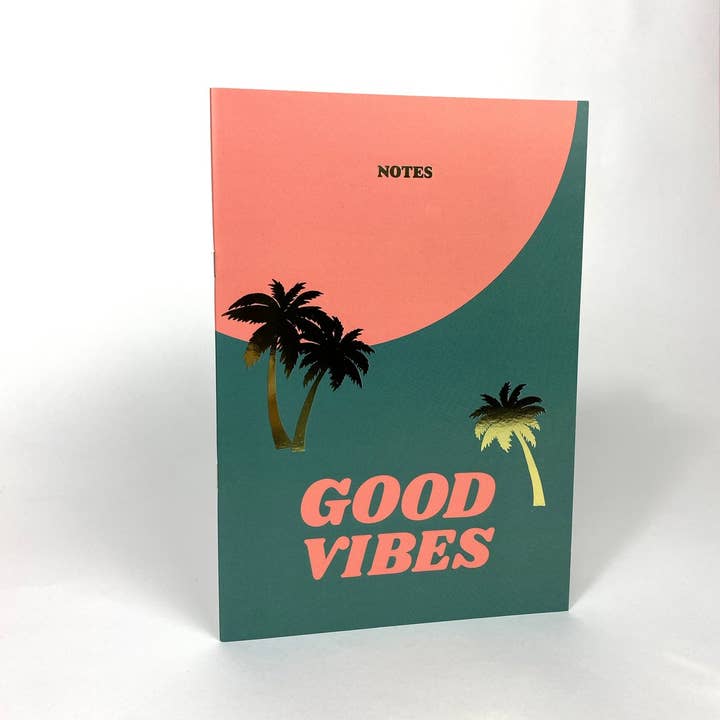 GOOD VIBES Quaderno con lamina oro per la vendita all'ingrosso da parte di DOODLE MOO LTD