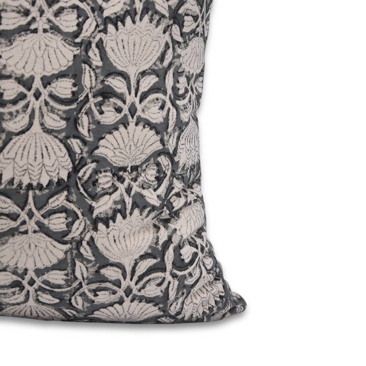 Fabdivine - Wholesale Throw Pillow Cover - Natural Block Duck Canvas Pillow Cover - Ulta Kamal
