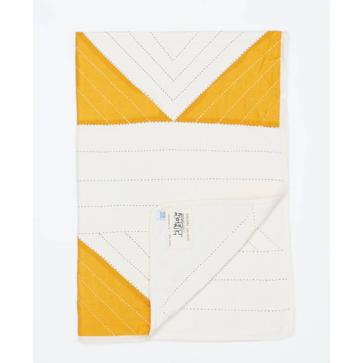 Anchal - Wholesale Quilt - Kids & Baby - Triangle Baby Quilt3