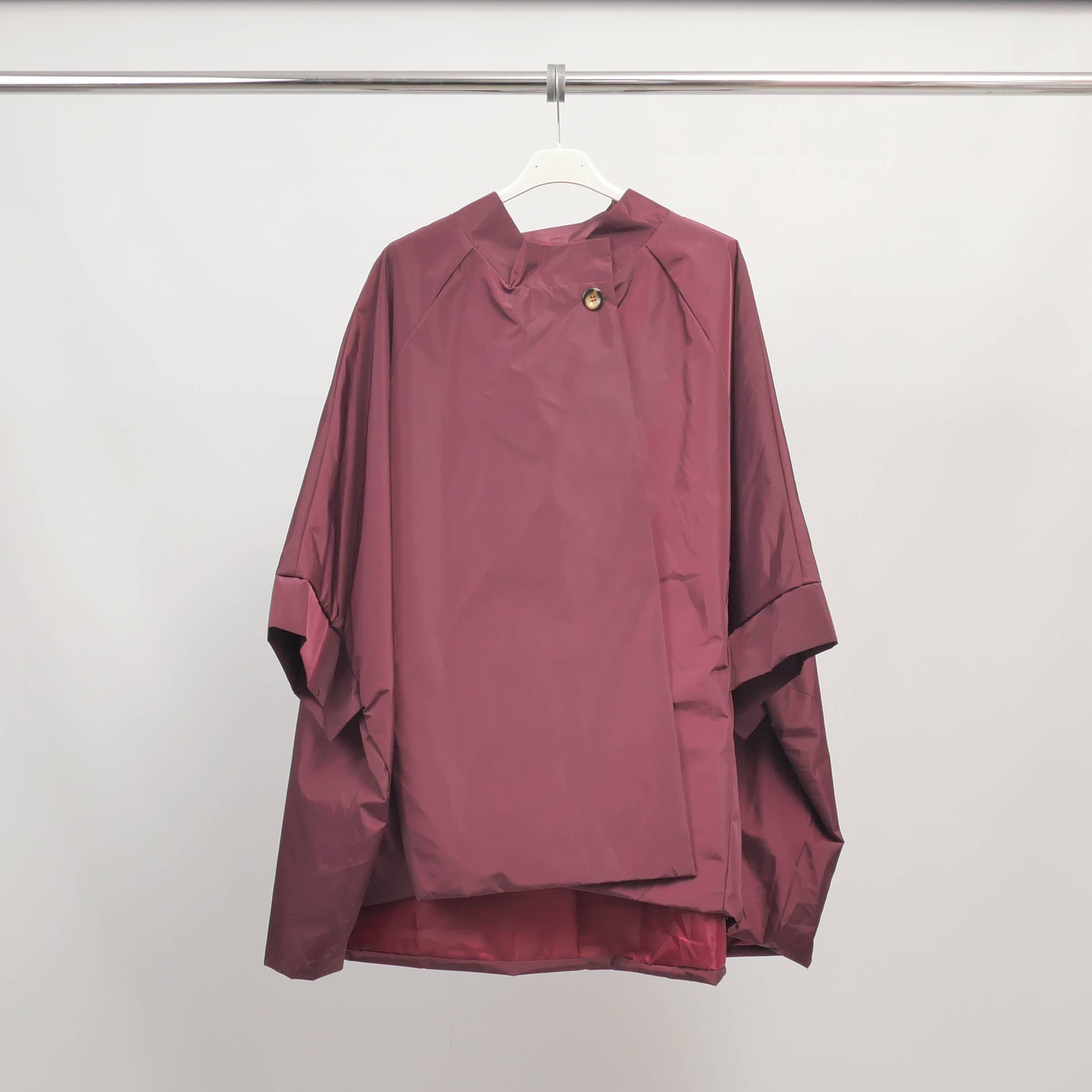 Cecile Wang – Capa de chuva - Mulher por atacado – Casaco impermeável de corte largo com colarinho abotoado – HM73501