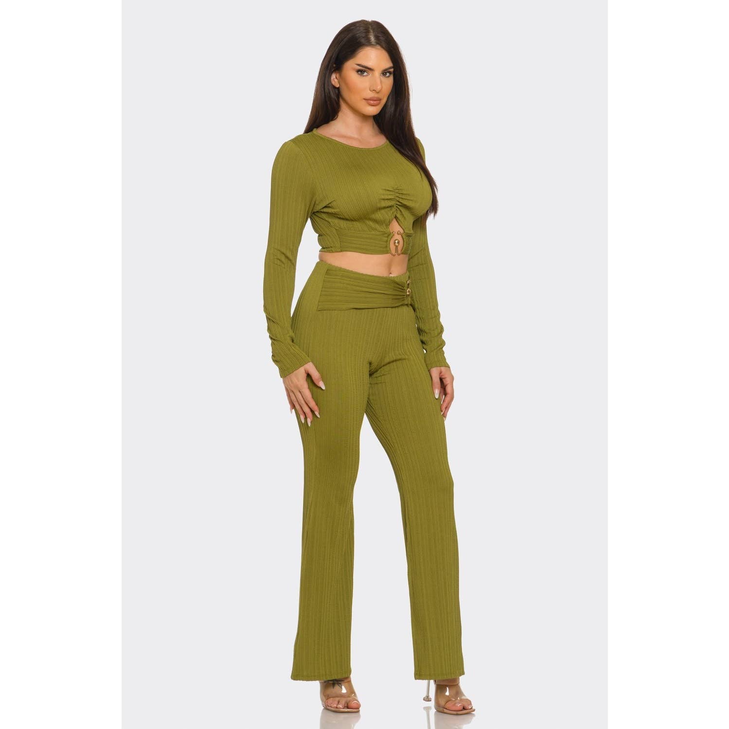DORCAS – Conjunto de top e calça (roupa NÃO Casual) - Mulher por atacado – Conjunto de Top com Recortes e Anel Metálico e Calças com Franzido5