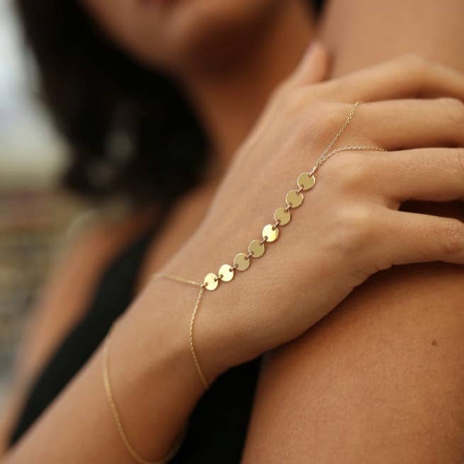 GOLD RULO FINGER BRACELET for wholesale by Sestra Jewelry