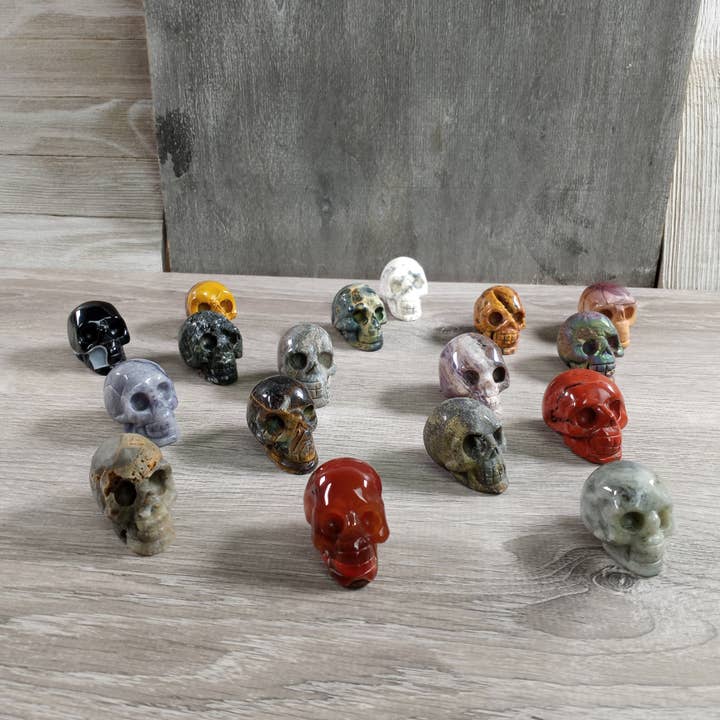Keystone Crystals - Wholesale Spiritual Stone/Crystal - Assorted Gemstone Skull Figurines – Crystal Carvings in Bulk2