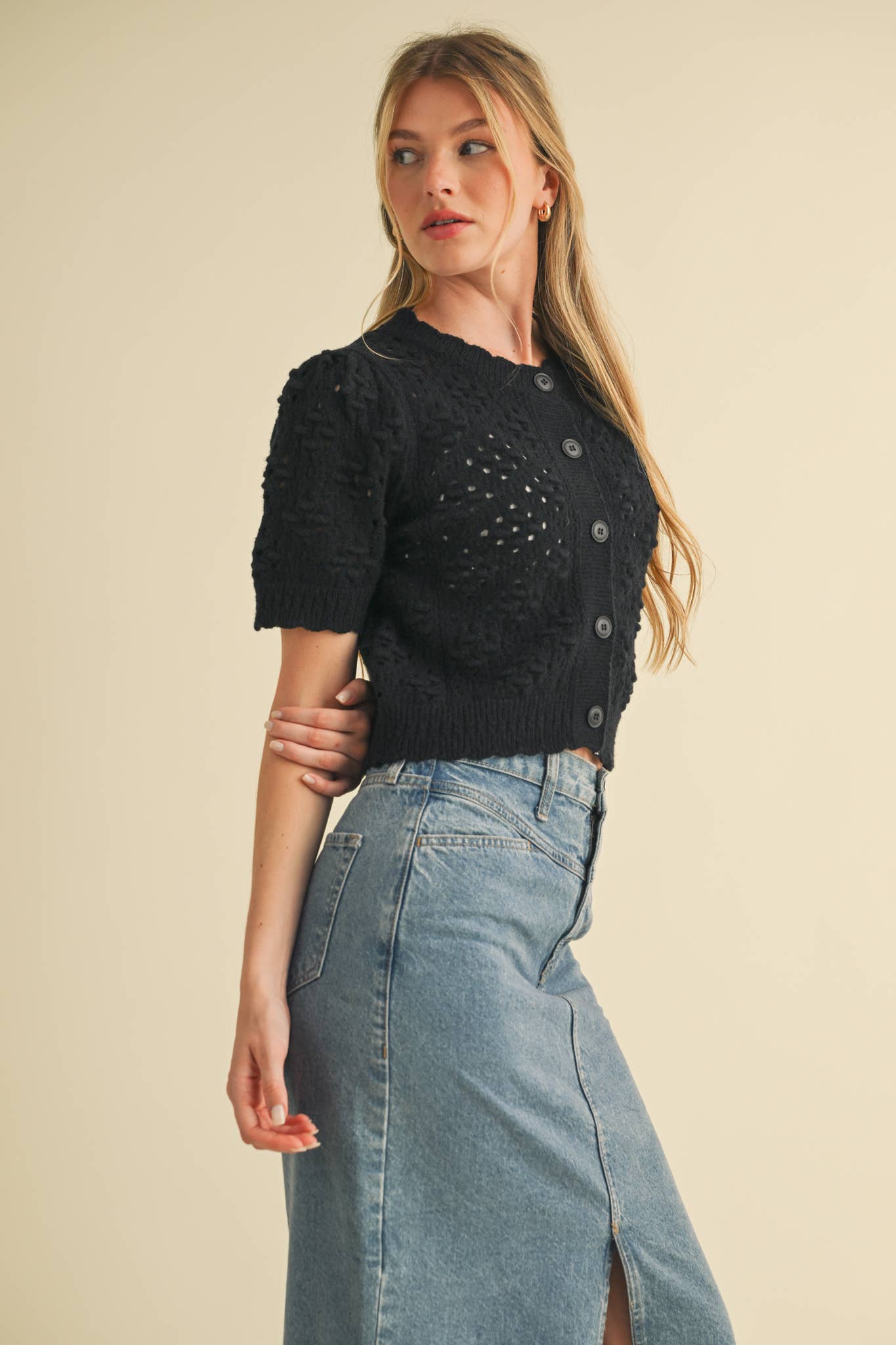 &MERCI - Wholesale Cardigan - Women's - CROPPED POINTELLE BUTTON DOWN SWEATER CARDIGAN MSW1085747