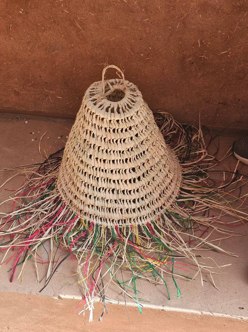 Melecraft - Venta al por mayor Lámpara de araña y colgante - Lámpara colgante marroquí de paja con flecos multicolores3