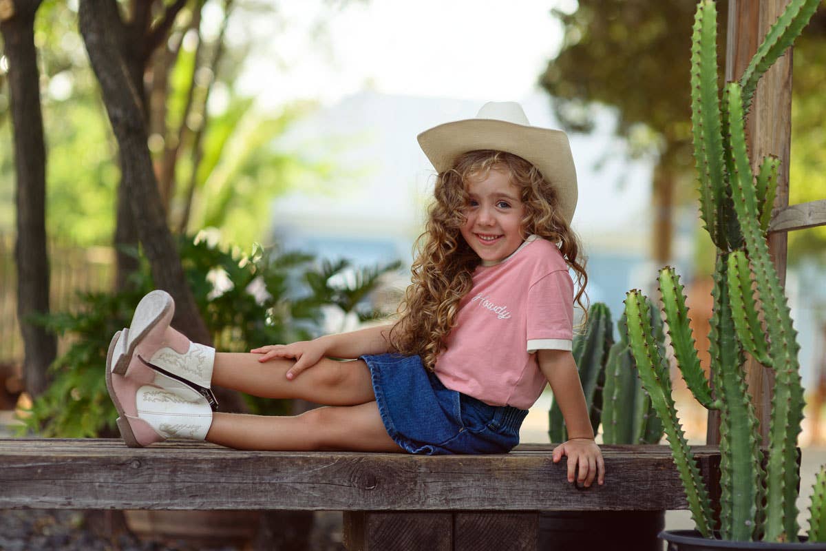 River Road Clothing Company - Venta al por mayor Camiseta serigrafiada - Niños - Camiseta Vintage Ringer (Juvenil) | Rosa3