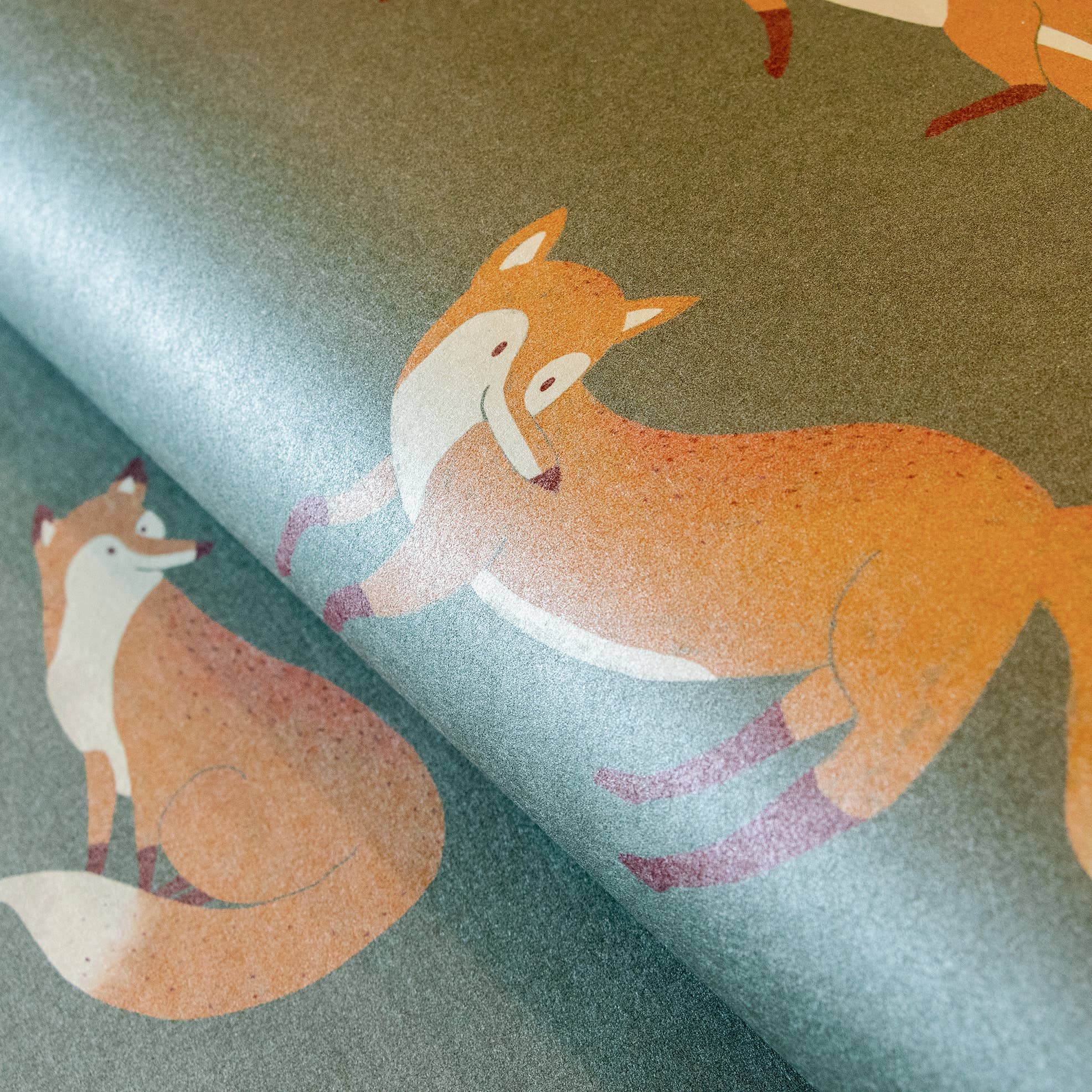 Galerie Wallcoverings - Wholesale Wallpaper - Great Kids Collection Smooth Glitter Friendly Foxes18