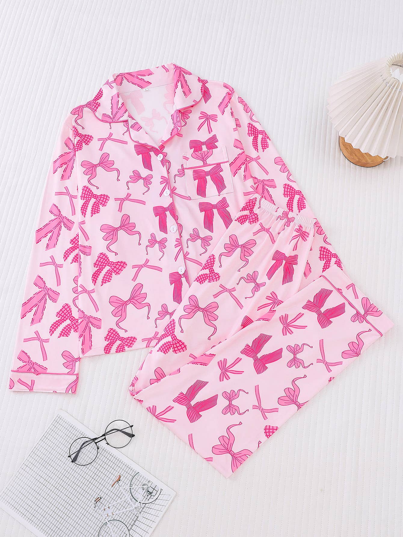 Rosa Clothing - Wholesale Sleepwear Set - Women's - Cozy & Soft Cute Bow Print Long Sleeve Pajama Set0