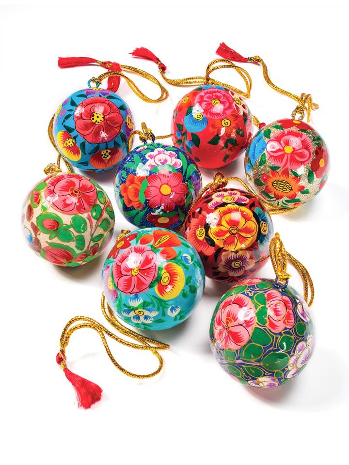 Boules en papier mâché peintes à la main pour la vente par Namaste