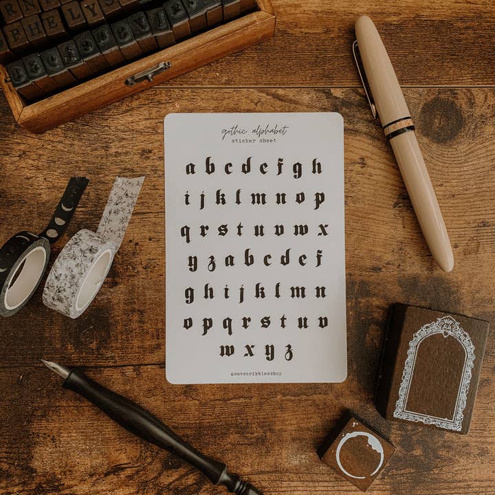 Gothisch Alfabet Stickervel voor wholesale door Savannah Scribbles Shop