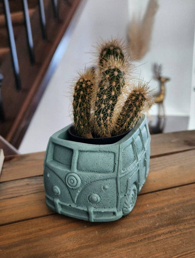 Plant 'er Here - Wholesale Plant Pot - Retro Bus Compact Succulent Plant Pot3