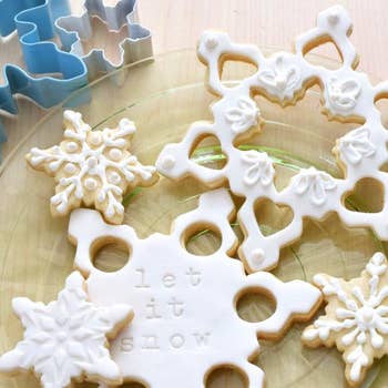 Winter Wonderland Deluxe Cookie Decorating Set