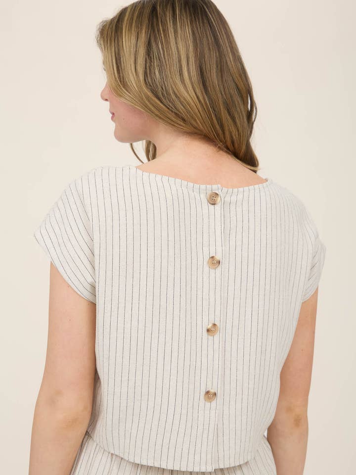 Blu Pepper - Wholesale Blouse - Women's - PINSTRIPE BACK BUTTON SHORT SLEEVE LINEN TOP