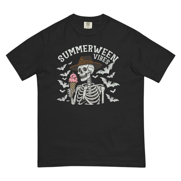 Maglietta Salty Summerween per la vendita all'ingrosso da parte di Salty Skeleton Co.
