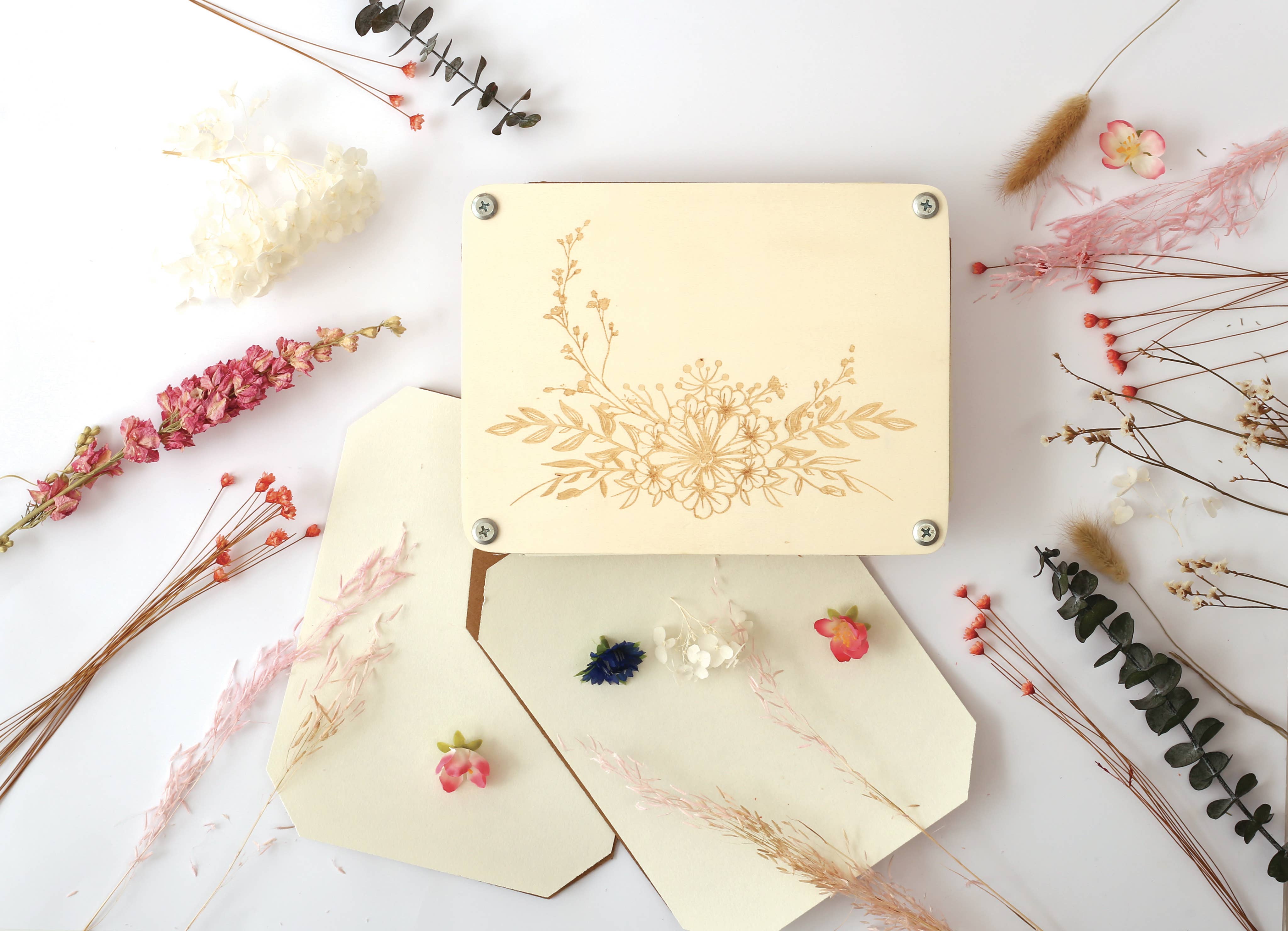 Graine Créative - Vendita all'ingrosso Kit per lavoretti fai da te - Pressa per fiori in legno inciso4