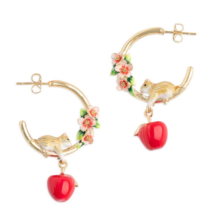 Boucles d’oreilles créoles Fleur de pommier et souris pour la vente par Bill Skinner