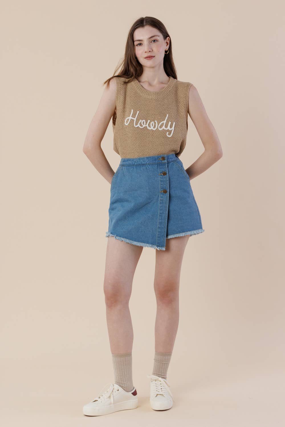 A & SHE - Wholesale T-Shirt - Women's - Howdy Embroidery Sweater Tank – Western Sleeveless Vest5