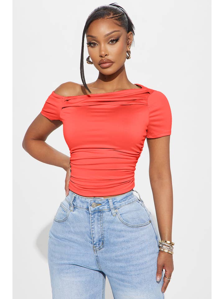 5besties inc - Wholesale Knit Top - Women's - ASYMMETRICAL SHOULDER RUCNED TOP 6