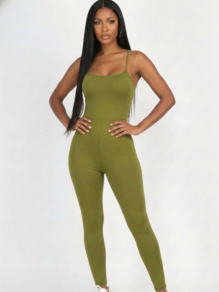 Combinaison moulante croisée à dos ouvert pour la vente par CAPELLA APPAREL