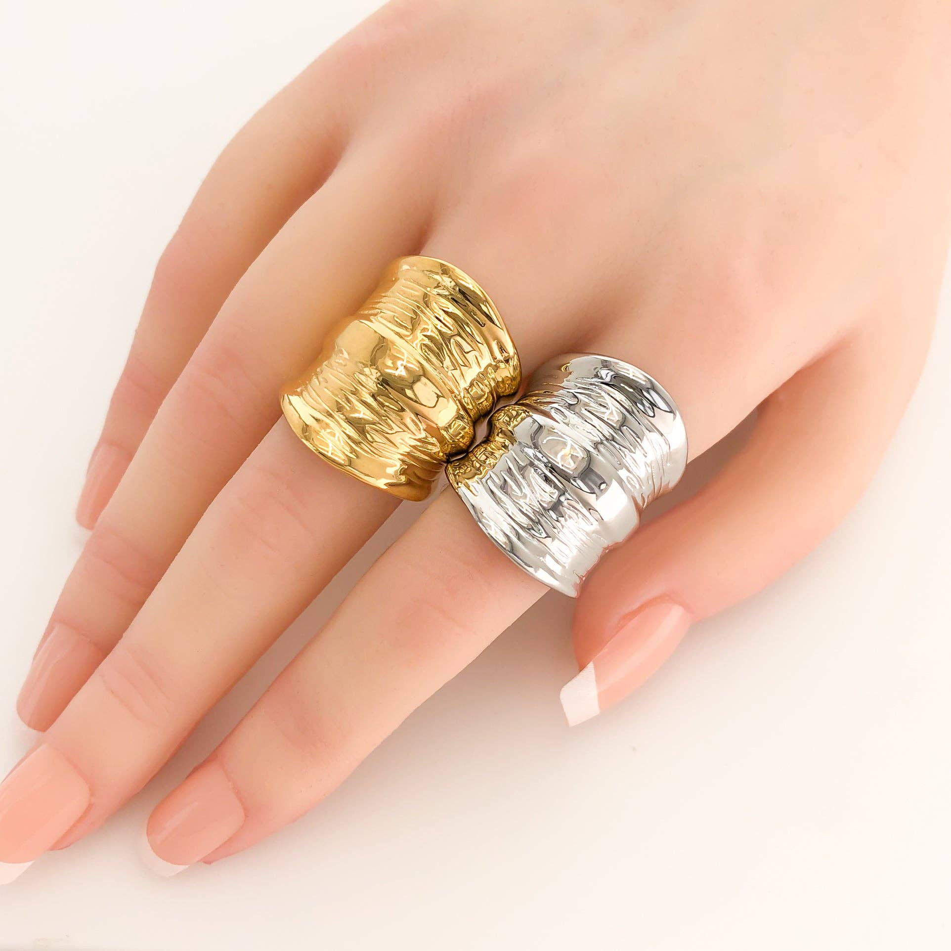 OMG Blings - Wholesale Cocktail/Statement Ring - C3R001 - Water Resistant Ring*1