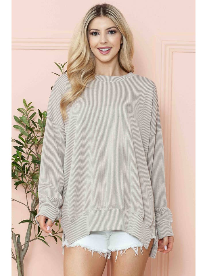 Burgundy Apparel - Wholesale Sweatshirt - Women's - WAVE RIB OVERSIZED SWEATSHIRT WITH SIDE SLIT - FALL