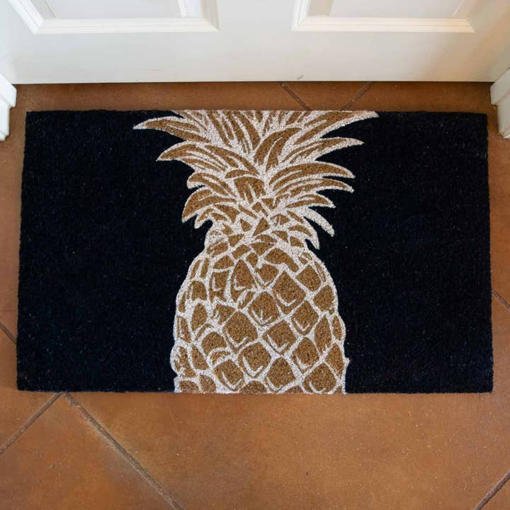 The Royal Standard - Wholesale Door Mat - Classic Pineapple Coir Doormat Navy/White 30x18