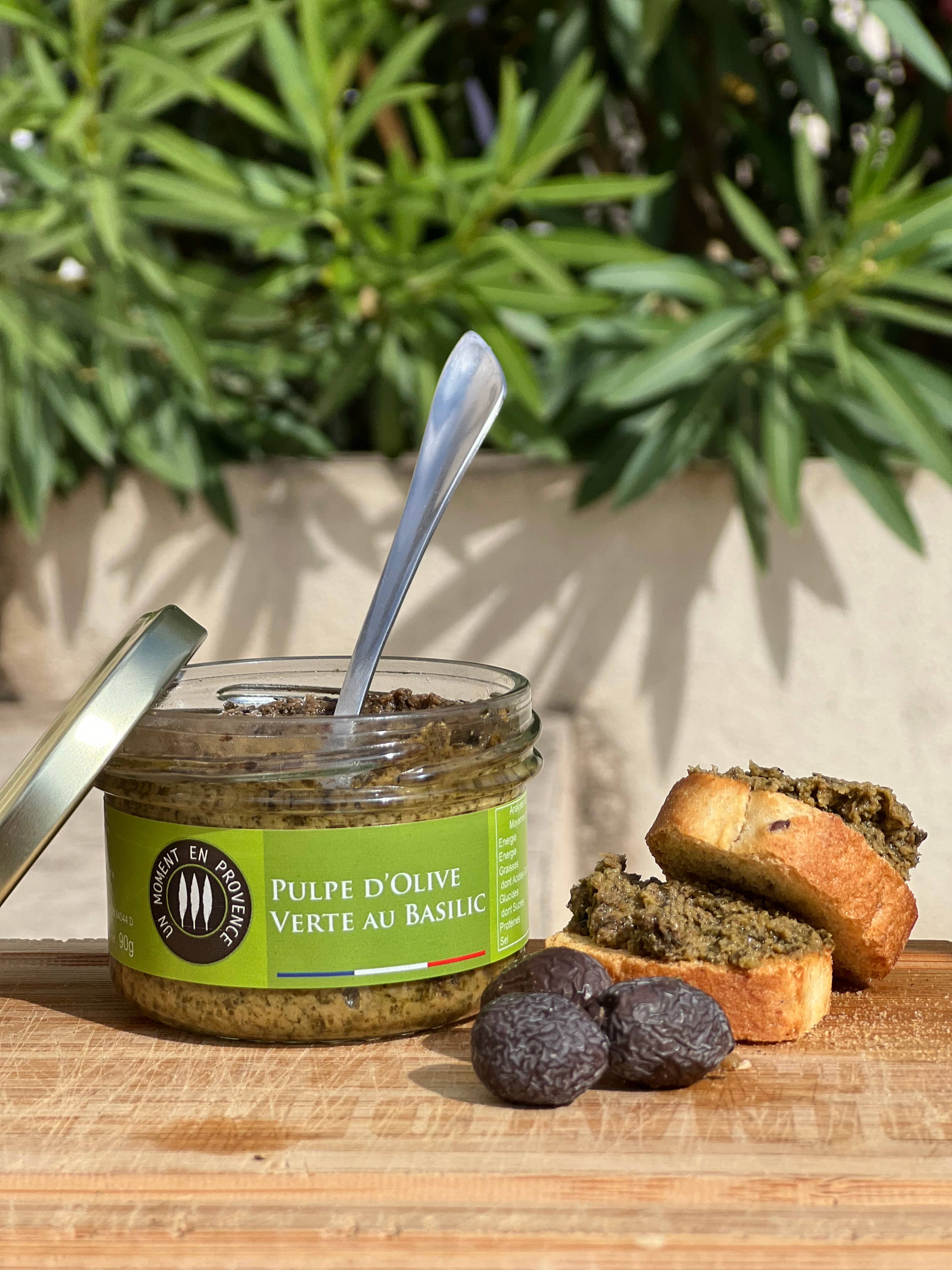 UN MOMENT EN PROVENCE - Wholesale Sauce - Basil and Garlic Green Olive Pulp in 90g ๐ฟ๐