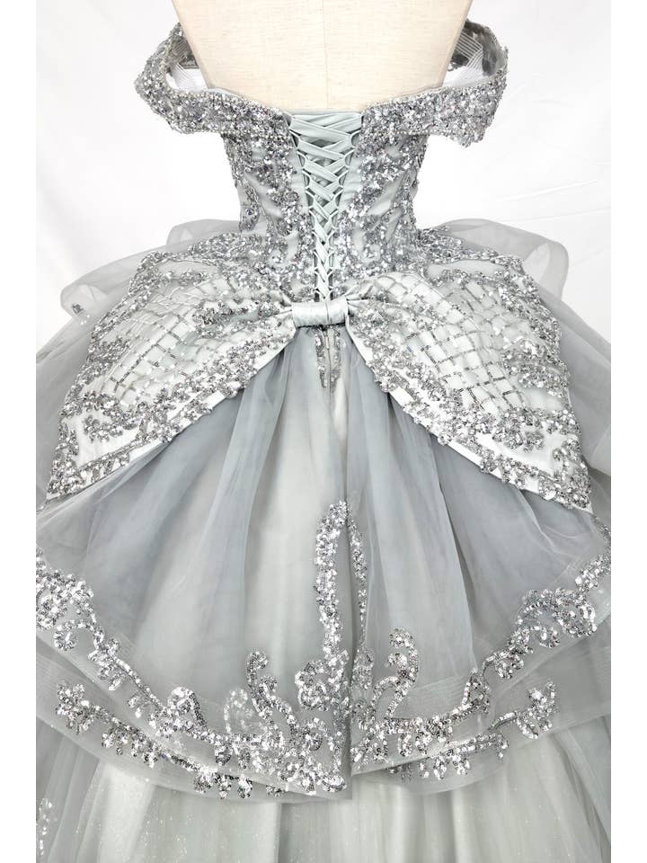 Chicas - Wholesale Dress - Women's - Multilayered Quince Dress With Bow and Sequins CHF306315