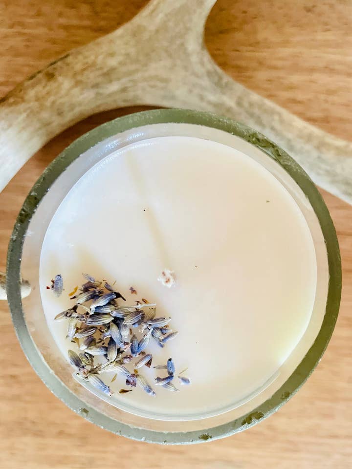 Fred i sindet - ren kokosnød soja æterisk olielys for engroshandel hos Plan It Bare