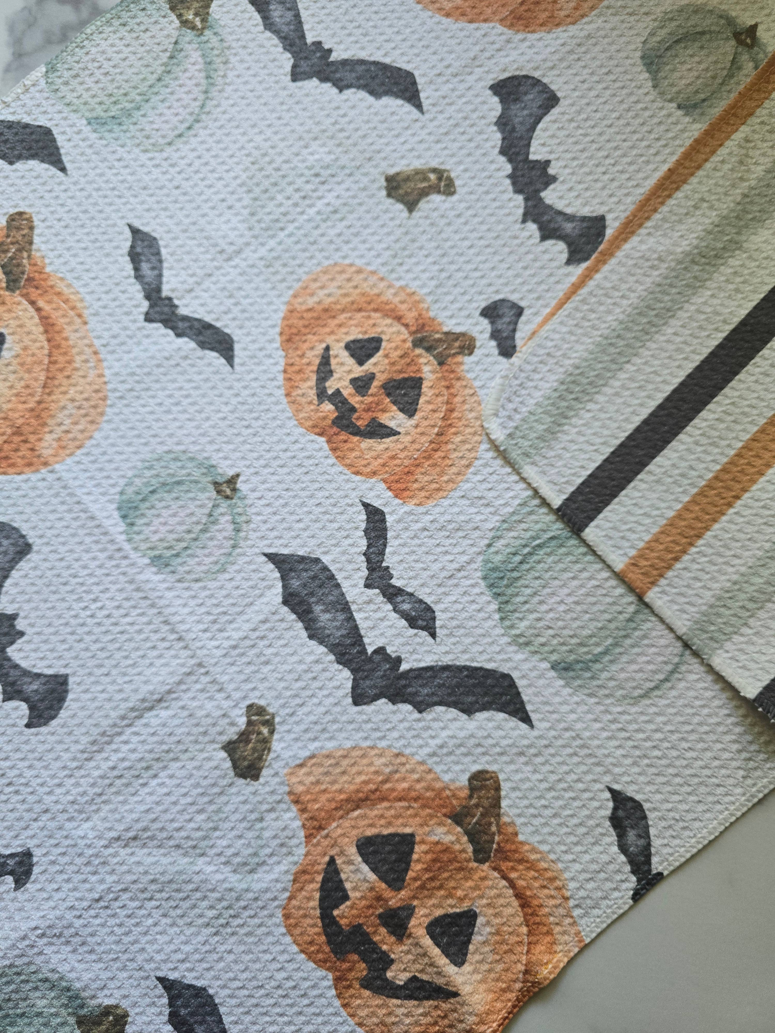 Berry Sweet Towels - Wholesale Tea Towel - Classic Halloween Microfiber Hand Towel Waffle-Weave 18x30"2