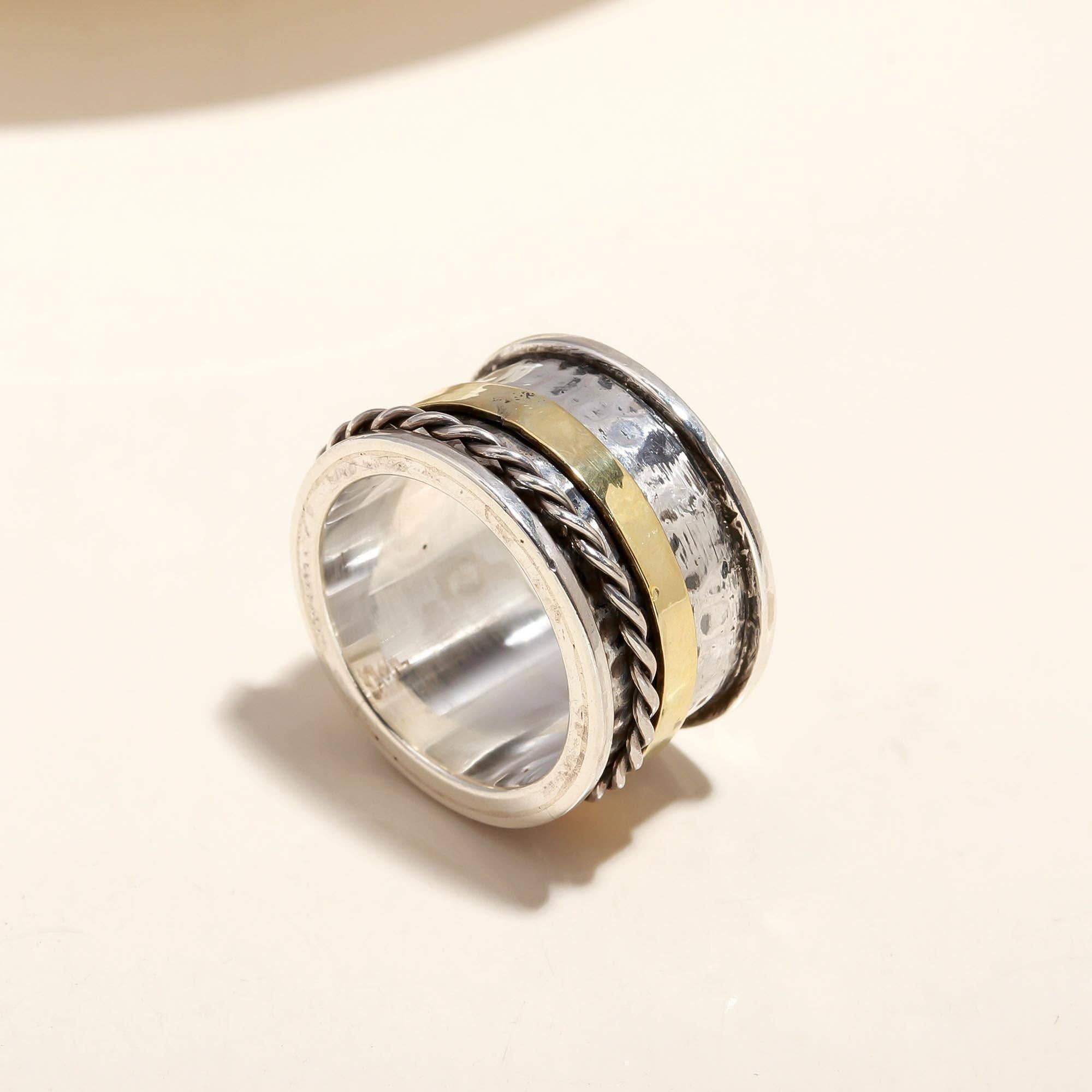 AG 925 JEWELLERY - Wholesale Band/Stacked Ring - 925 Silver Hammered Spinner Ring