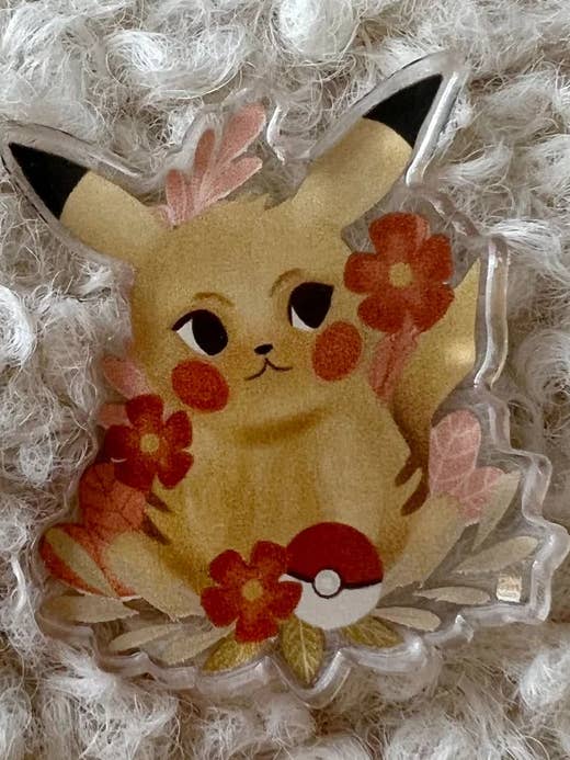 PIN PIKACHU for wholesale by Mama Unicorno