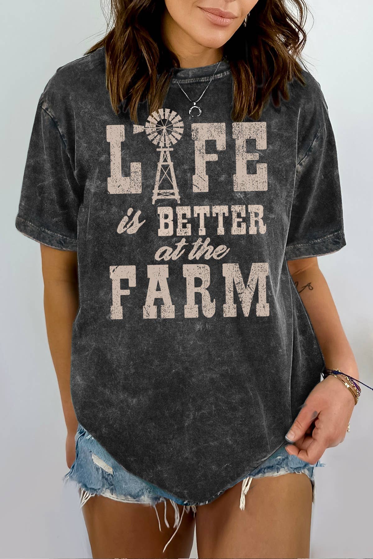 BouTeeQue Closet - Vente T-shirt sérigraphié – femme - BT1943 MT LIFE is Better - Mineral Wash Relaxed Fit2