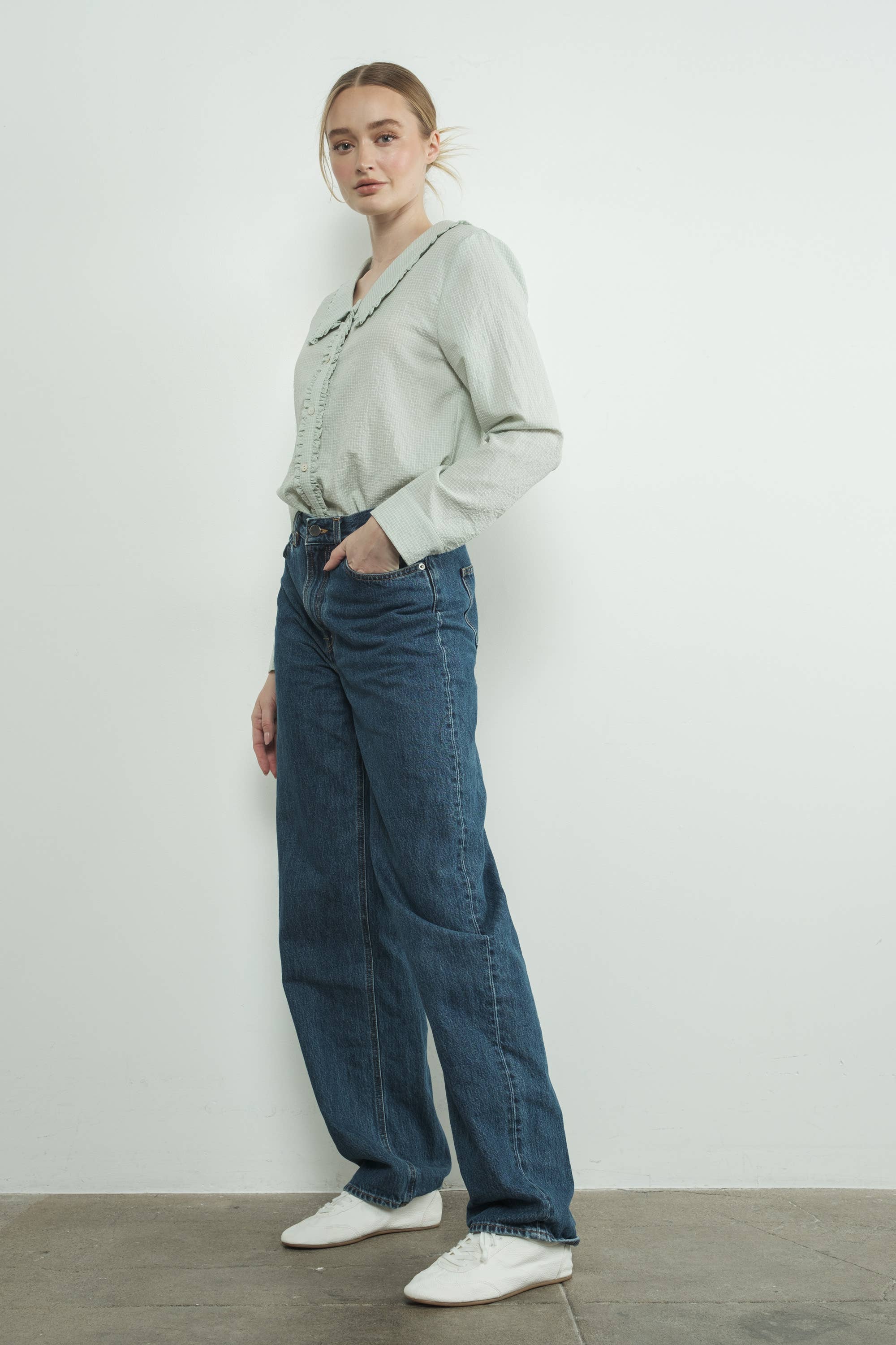 Aaron & Amber - Wholesale Blouse - Women's - MAT3099 CHECKED RUFFLE EDGE COLLAR BUTTONDOWN BLOUSE12