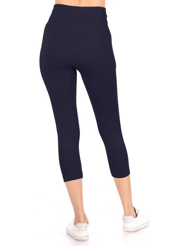 MOA COLLECTION - Wholesale Athletic/Lounge Leggings - Women's - Women's Casual Solid Seamless Capri Leggings37