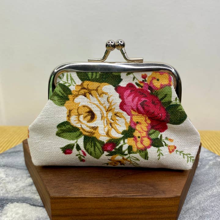 Hive Supply - Wholesale Coin Purse - Women's - Clamshell Coin Purse Wallet (Smaller) - Floral5