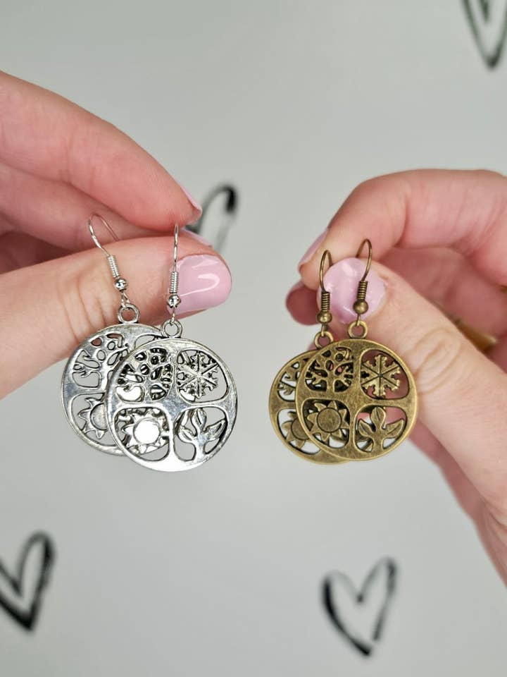 Boucles d'oreilles Quatre Saisons : argent ou laiton pour la vente par Tumbled Earth