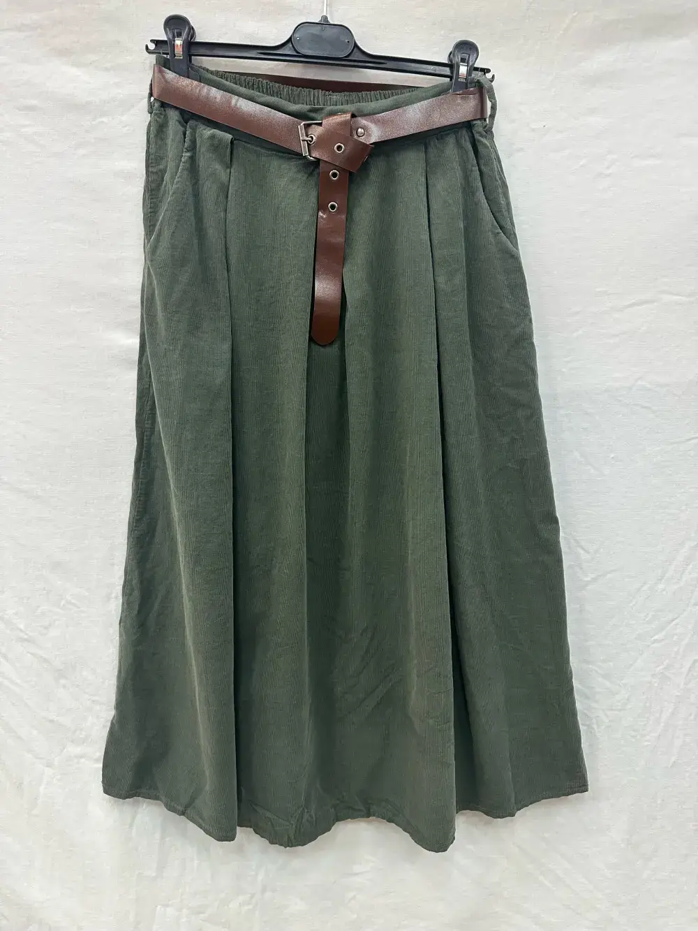 Mimi & Gogo - Wholesale Skirt - Women's - Velvet Skirt With Belt @8855_JuVCeinture7