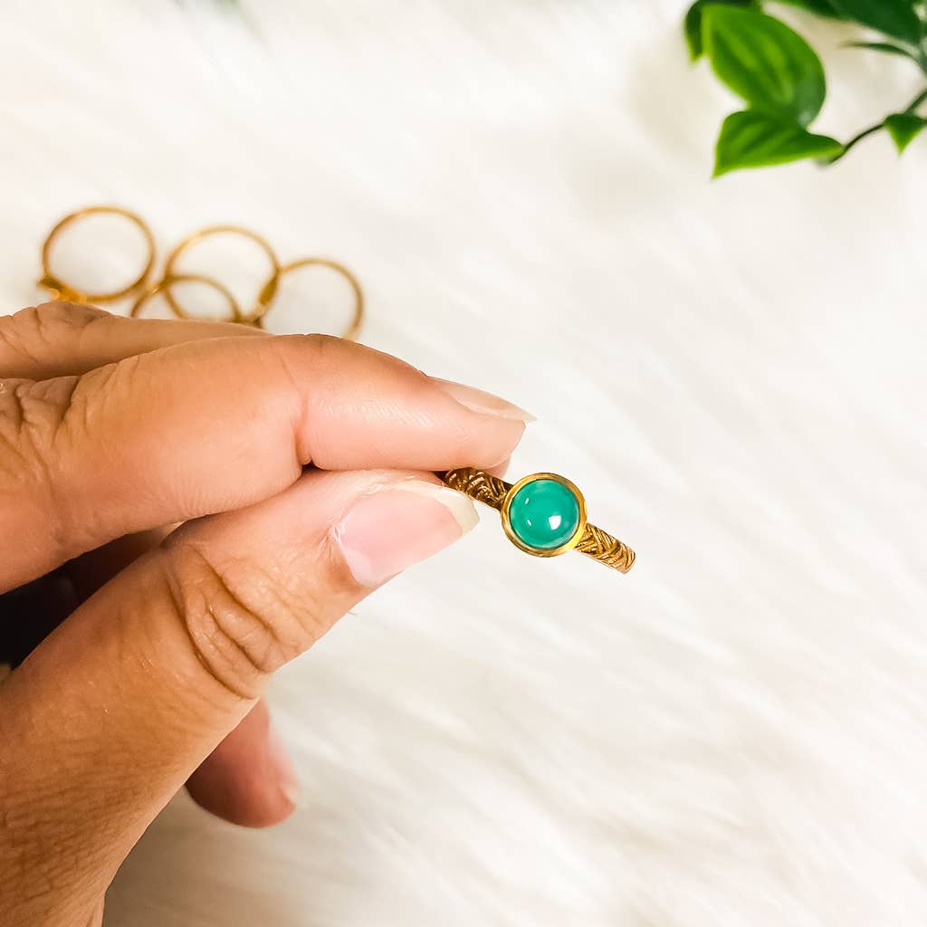 Karma Nepal Crafts - Venta al por mayor Anillos grandes/de cóctel - Anillos apilables estilo boho bañados en oro, juego de 100 piezas ($2,25 cada uno)11