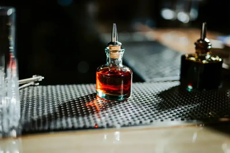 Hospitality Glass – wholesale Bar tool – Wild 4 oz. Oval Bitters Bottle3