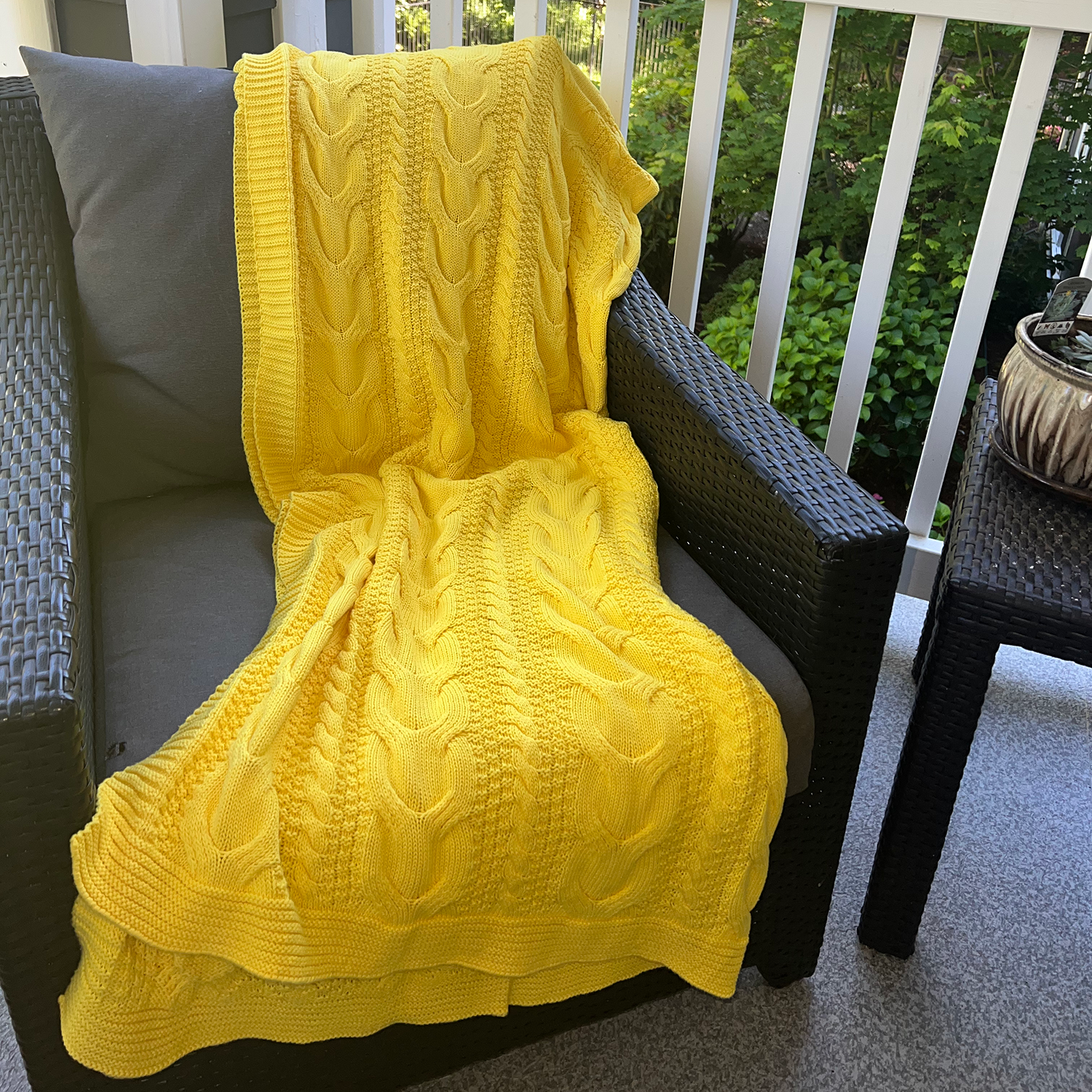 Chloe & Lex - Wholesale Throw Blanket - Buttercup Yellow Classic Cableknit Cotton Throw Blanket1