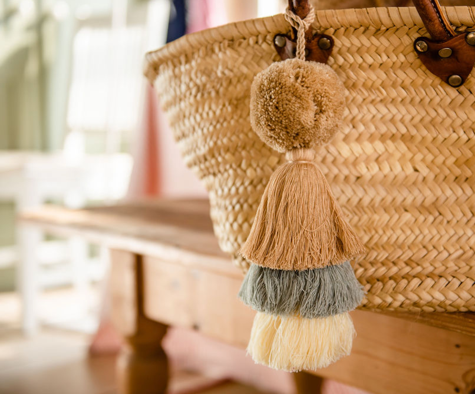 PomPom Galore – Acessório para mala/bolsa - Mulher por atacado – Pom Pom Trio Swag, 7cm Natural0