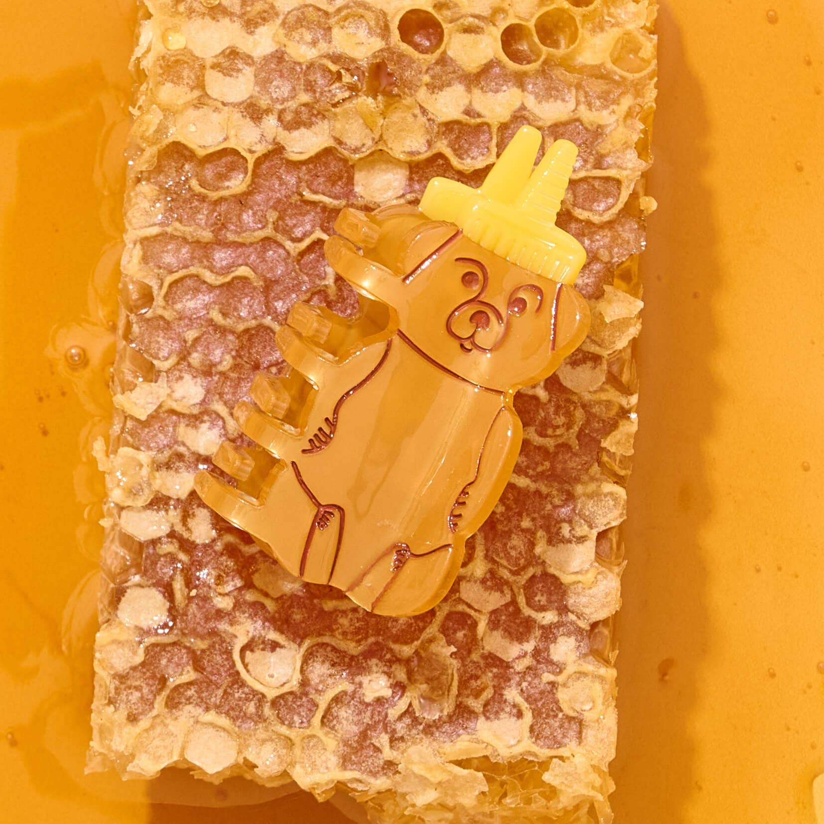 Jenny Lemons - Wholesale Hair Clip - Women's - Mini Honey Bear Hair Claw Clip2