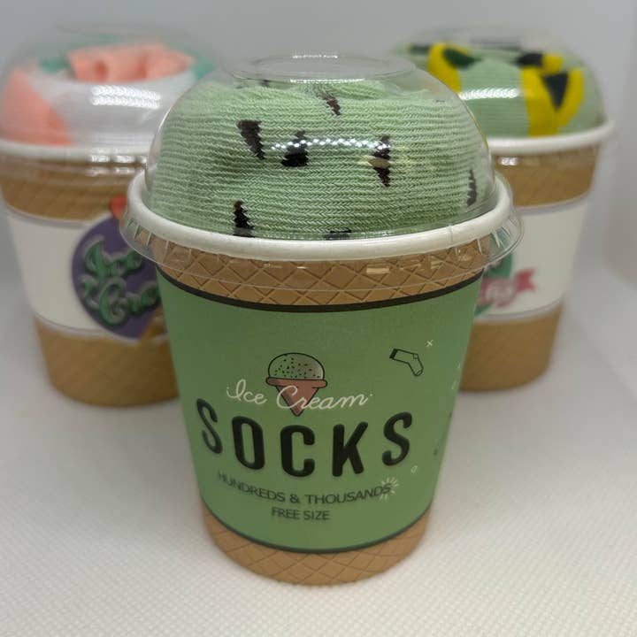 Calcetines de helado adorables para mujeres y niñas y otras tendencias de Resultados para helados soft al por mayor. Devoluciones gratuitas y condiciones de pago a 60 días en Faire en Faire.
