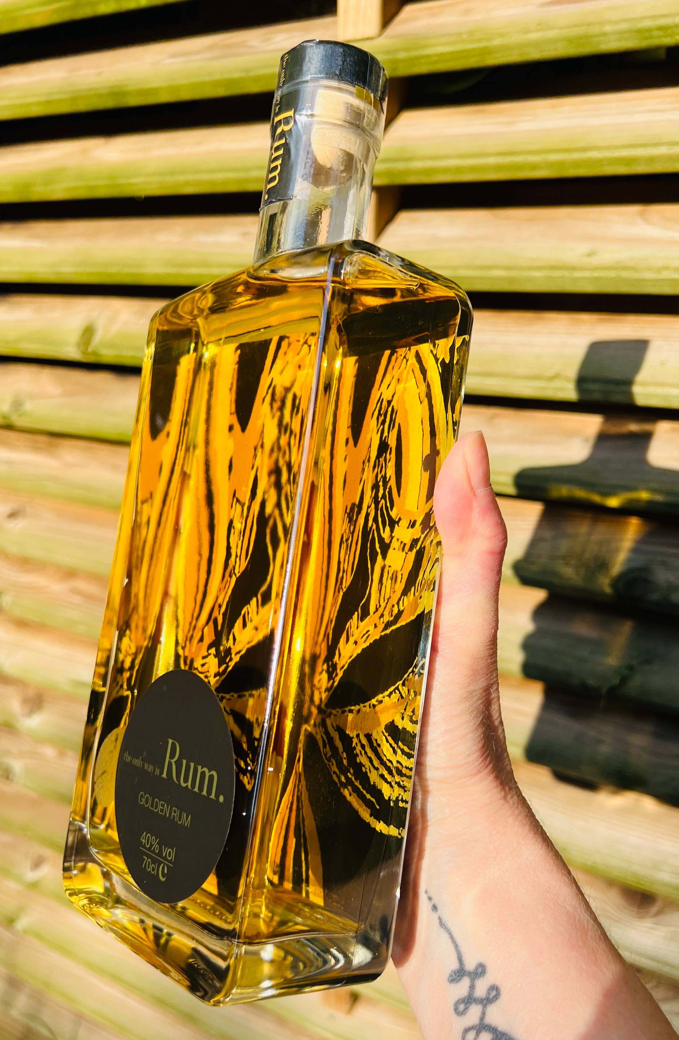 The Only Way Is Spirits – wholesale Rum – Golden Rum | Premium Jamaican Rum | Barrel Aged Rum 70cl4