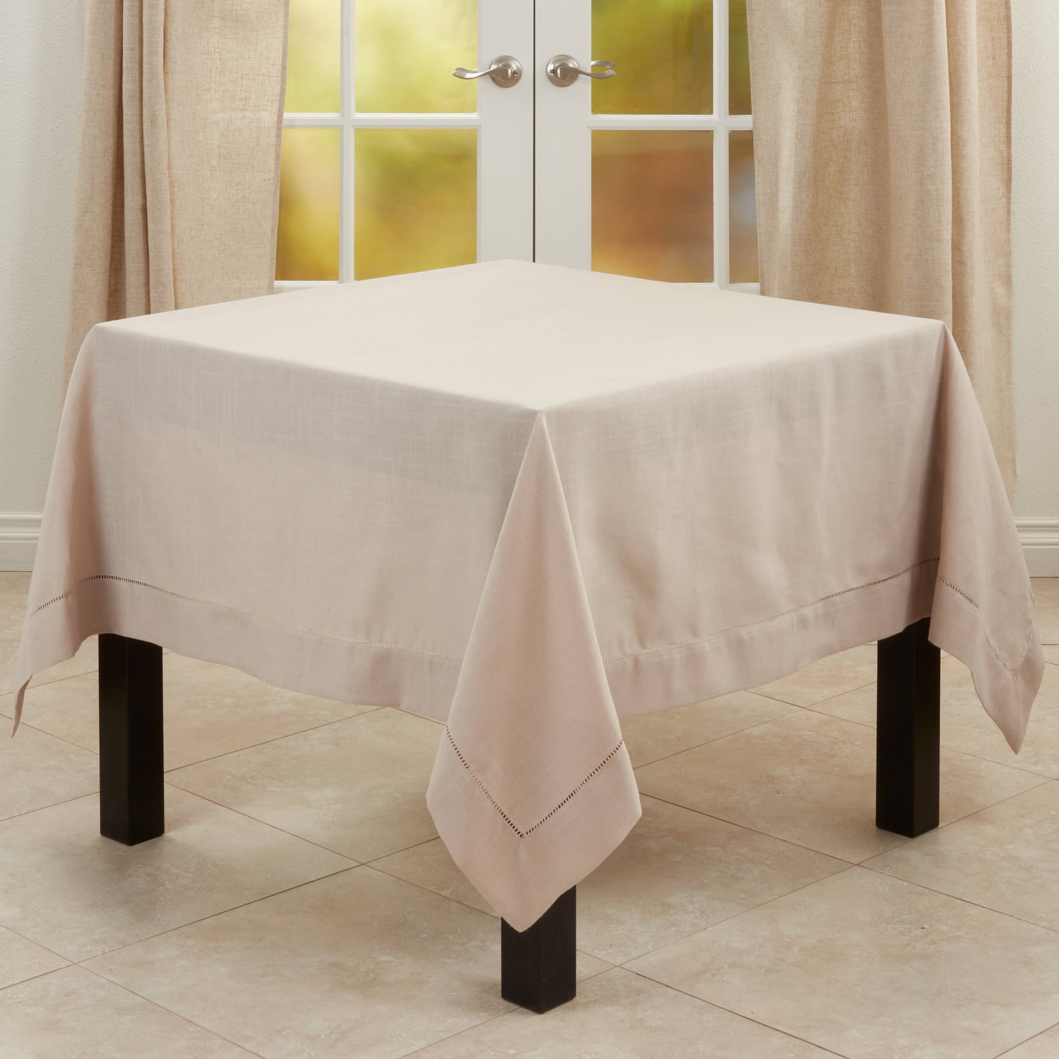 Saro Lifestyle - Wholesale Tablecloth - Tablecloth with Hemstitched Border32