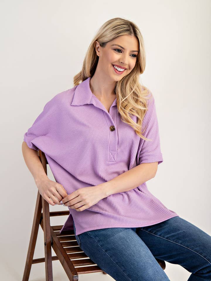 Celeste Clothing - Vendita all'ingrosso Top in maglia - Donna - TOP A COSTE TAGLIA FORTE CON COLLETTO E MANICHE CORTE - CT2391316